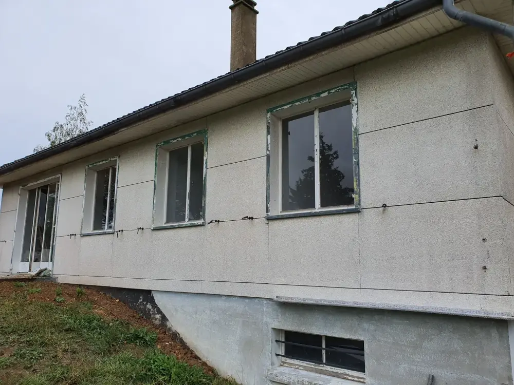 Isolation extérieure et pose de menuiserie à Mesnil-sur-l'Estrée (7)