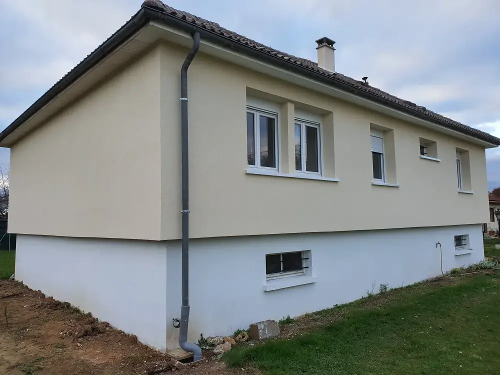 Isolation extérieure et pose de menuiserie à Mesnil-sur-l'Estrée (11)